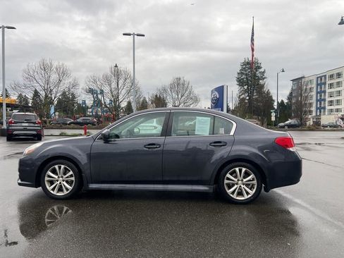 Used 2013 Subaru Legacy 3.6R Limited image 2