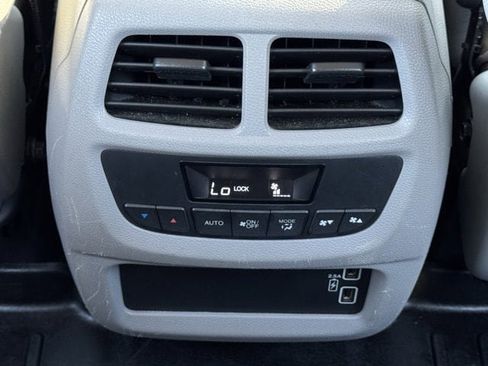 Used 2022 Honda Pilot EX-L image 31