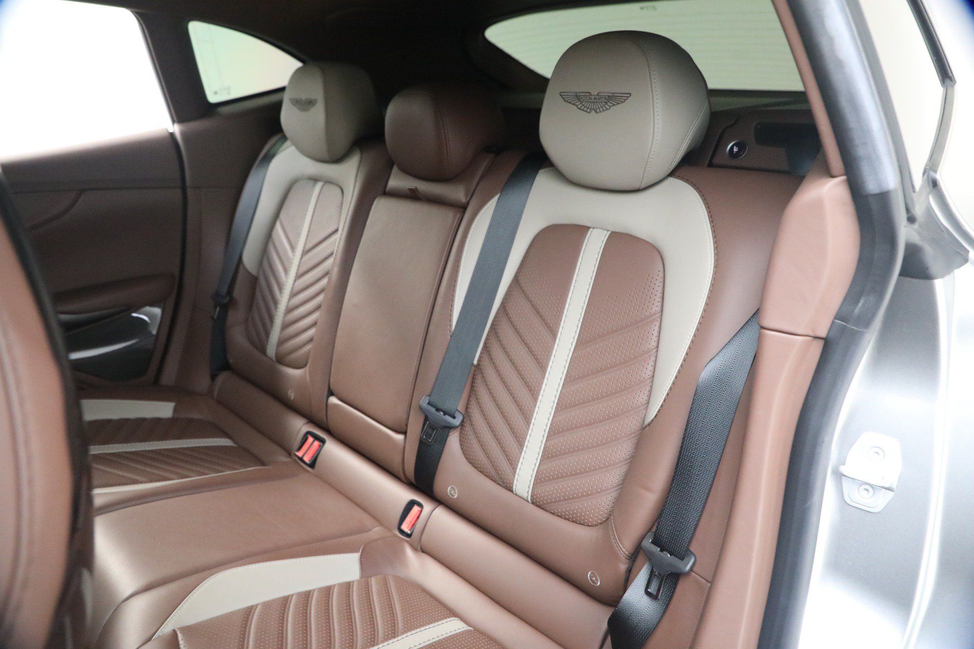 Used 2023 Aston Martin DBX 707 AWD/4WD image 21