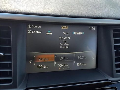 Used 2020 Nissan Pathfinder S image 22