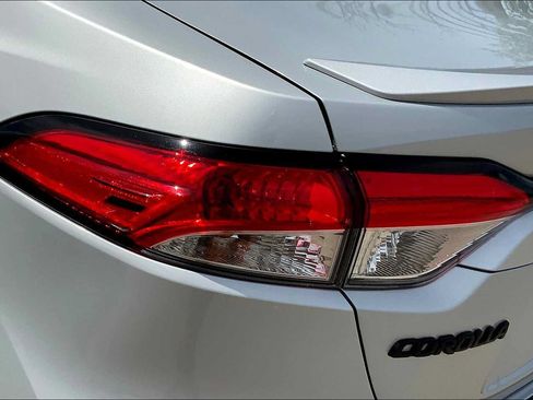 Used 2024 Toyota Corolla SE FWD image 28