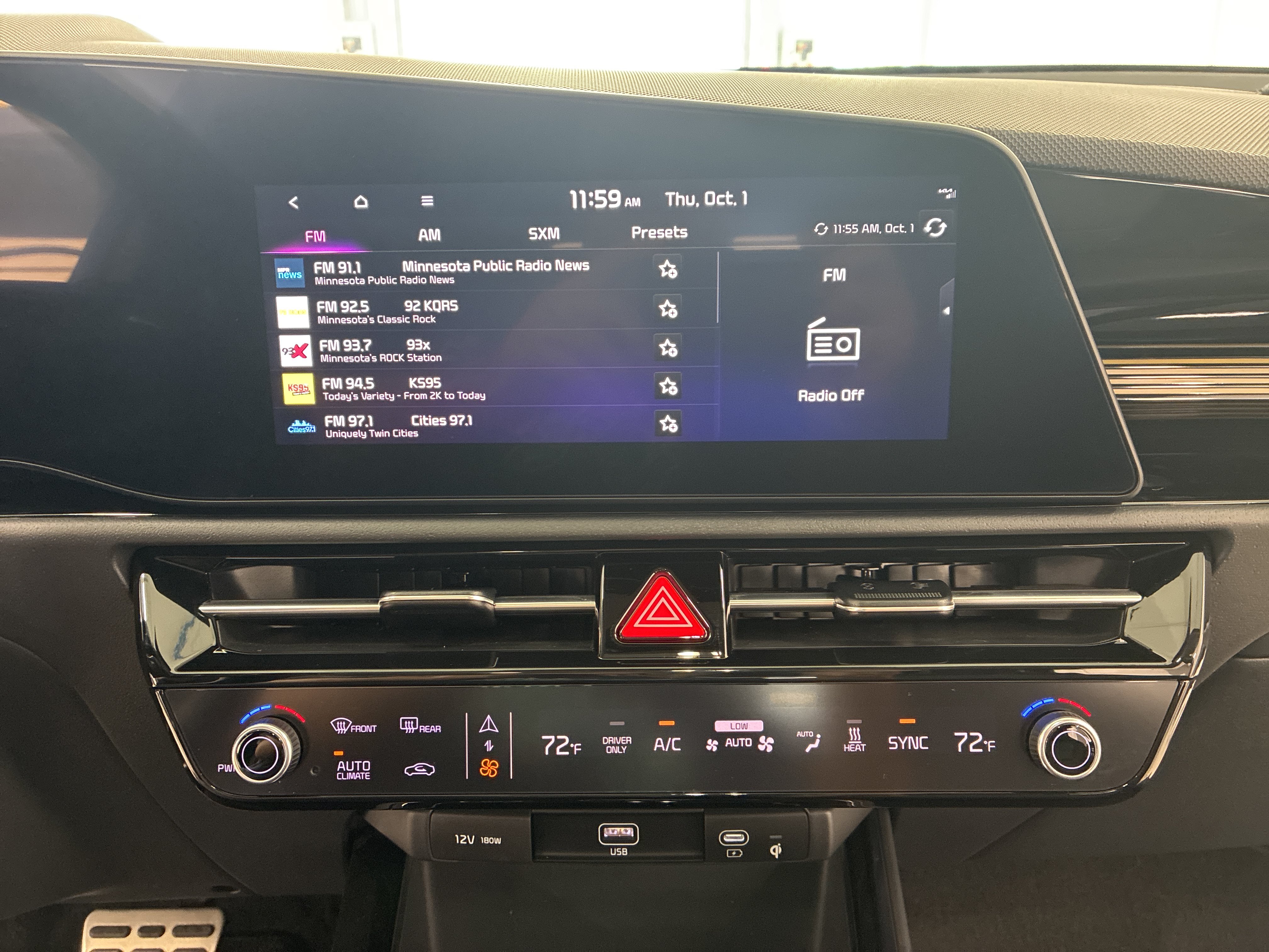 Used 2023 Kia Niro Wave FWD image 26