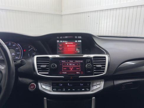 Used 2013 Honda Accord EX-L image 16