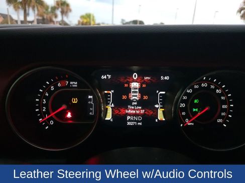 Used 2022 Jeep Wrangler Unlimited Rubicon image 10