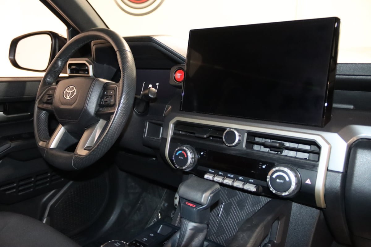 Used 2024 Toyota Tacoma TRD Sport AWD/4WD image 53