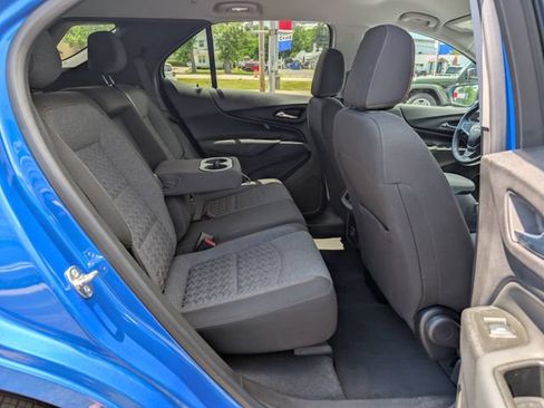 Used 2024 Chevrolet Equinox LT FWD image 17