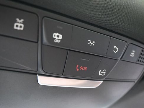 Used 2021 Mercedes-Benz E 450 4MATIC Sedan image 23