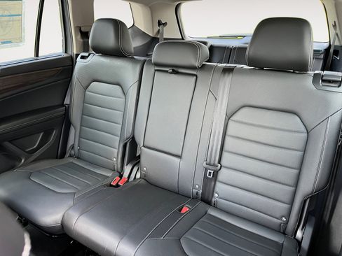 Certified 2026 Volkswagen Atlas SEL AWD/4WD image 16