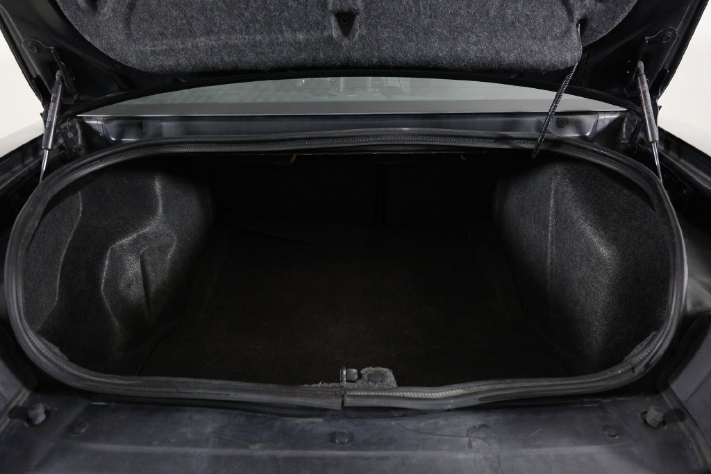 Used 2021 Dodge Challenger R/T RWD image 12