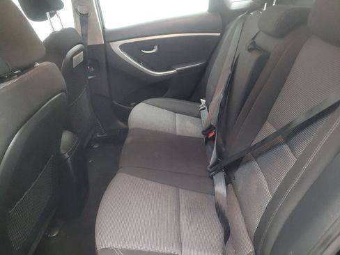 Used 2017 Hyundai Elantra GT FWD image 18