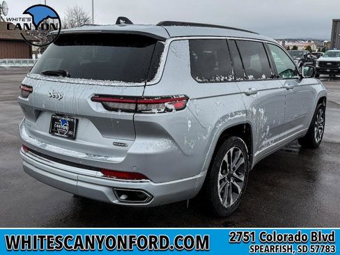 Used 2024 Jeep Grand Cherokee L Overland image 11