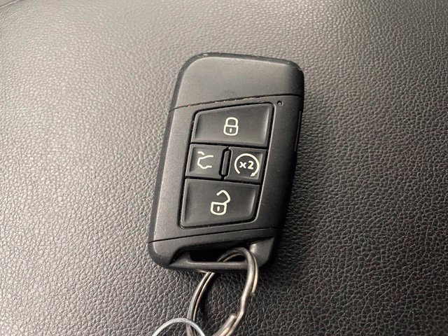 Used 2018 Volkswagen Atlas SE AWD/4WD image 23
