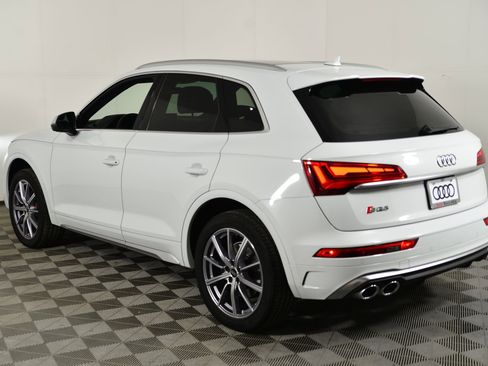 Used 2022 Audi SQ5 Premium Plus w/ Premium Plus Package image 3
