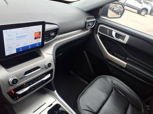 Certified 2023 Ford Explorer XLT w/ Equipment Group 202A image 25