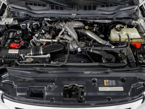 Used 2022 Ford F250 Lariat w/ Tremor Off-Road Package image 49