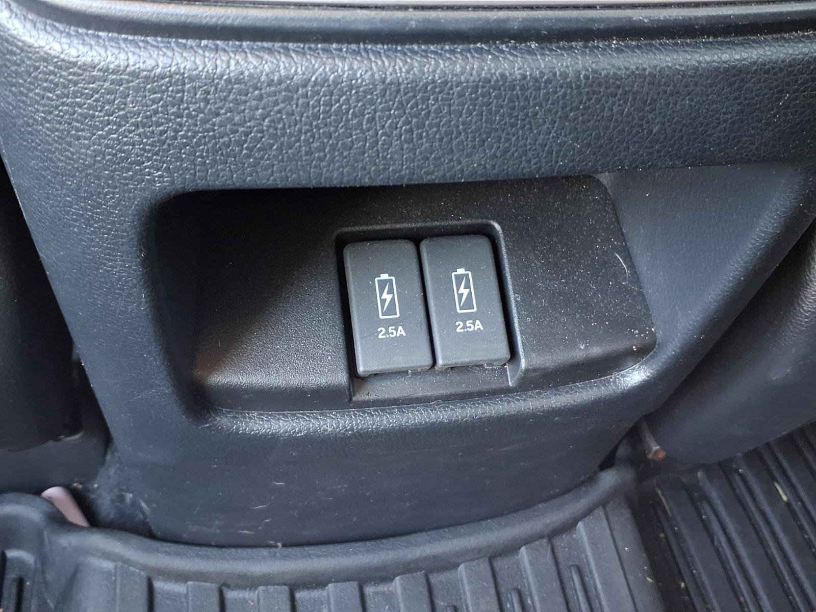 Used 2020 Honda CR-V Touring image 25