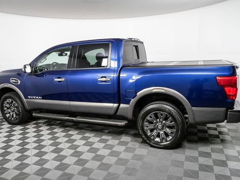 Used 2017 Nissan Titan Platinum Reserve image 28