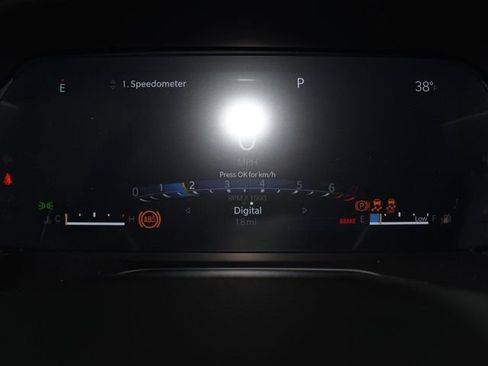 New 2025 Jeep Grand Cherokee Altitude w/ MOPAR Finishing Package AWD/4WD image 18