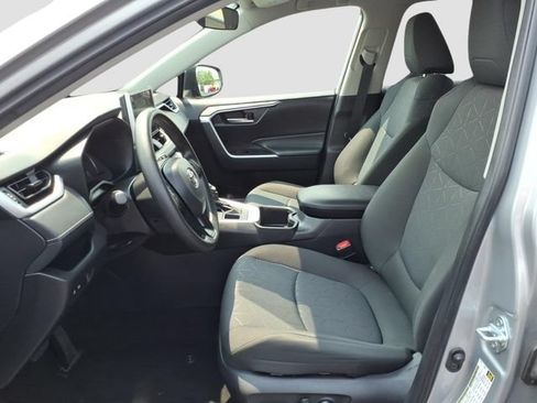 Certified 2025 Toyota RAV4 XLE AWD/4WD image 6
