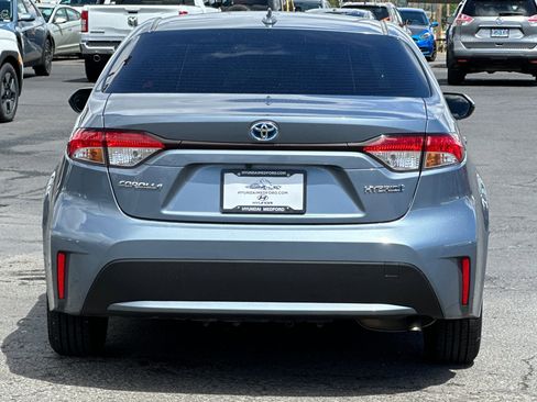 Used 2021 Toyota Corolla LE FWD image 5