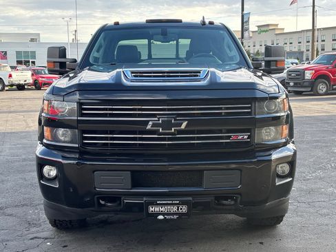 Used 2018 Chevrolet Silverado 2500 LTZ w/ Midnight Edition AWD/4WD image 2