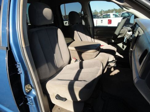 Used 2005 Dodge Ram 1500 Truck SLT image 8