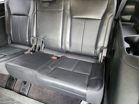 Used 2022 Ford Expedition XLT image 31