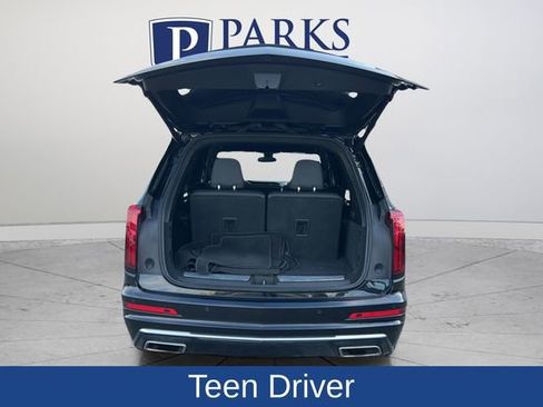 Used 2023 Cadillac XT6 Premium Luxury AWD/4WD image 19
