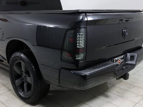 Used 2015 RAM 1500 Express w/ Black Ram 1500 Express Group image 39