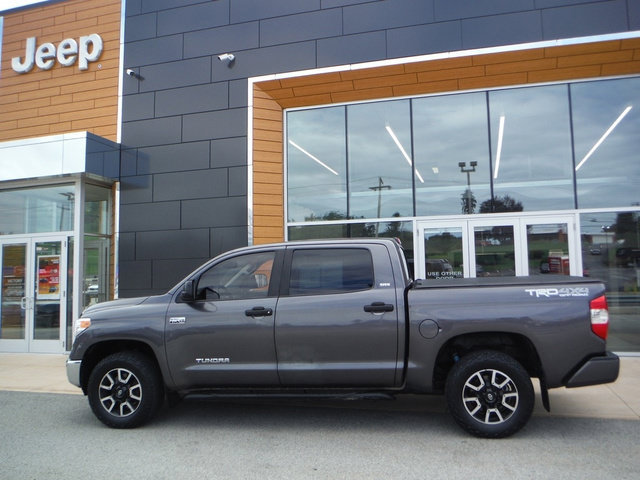 Used 2017 Toyota Tundra SR5 w/ TRD Off Road Package AWD/4WD image 2
