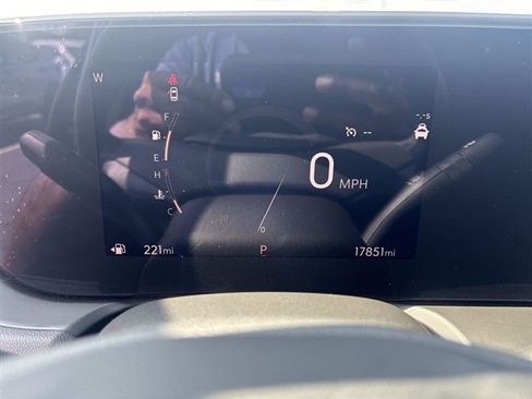 Used 2025 Buick Encore GX Sport Touring w/ Comfort Package FWD image 11