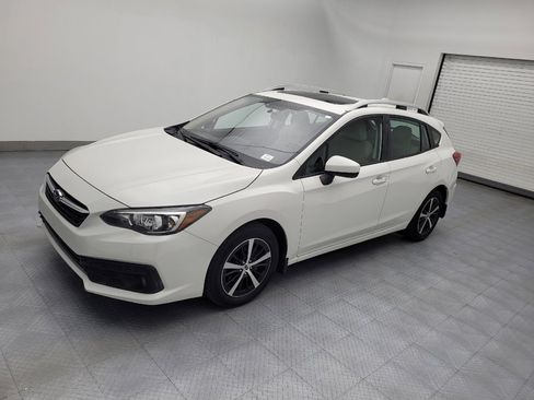 Used 2020 Subaru Impreza Premium image 2