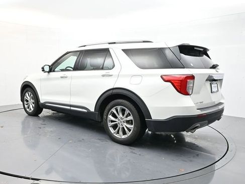 Used 2021 Ford Explorer Limited w/ Equipment Group 301A image 7