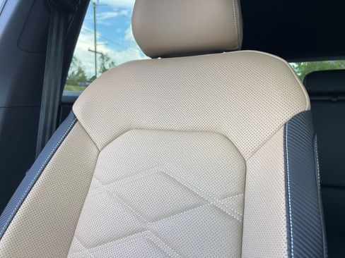 New 2026 Volkswagen Atlas Cross Sport SE FWD image 21