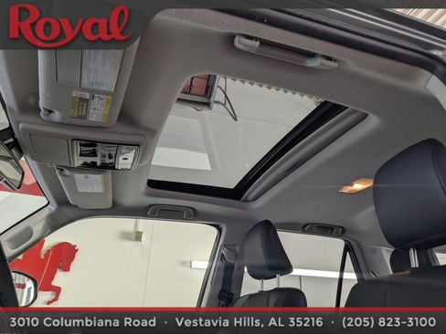 Used 2020 Toyota 4Runner Limited image 27