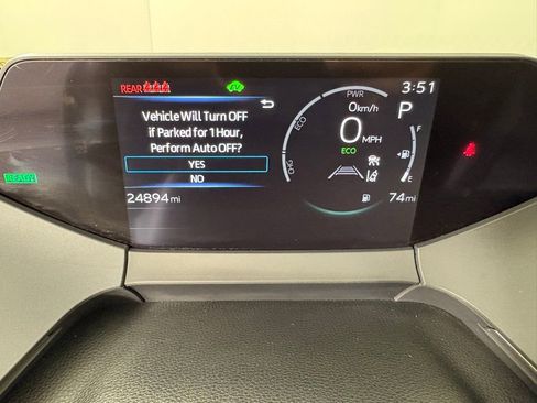 Used 2024 Toyota Prius LE image 29