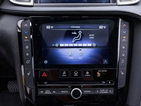 Used 2025 INFINITI QX50 Luxe image 22