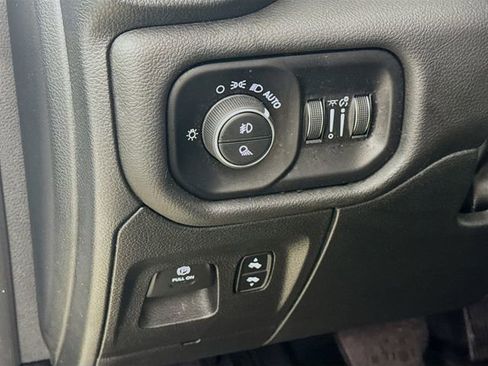 Used 2025 RAM 1500 Big Horn image 12