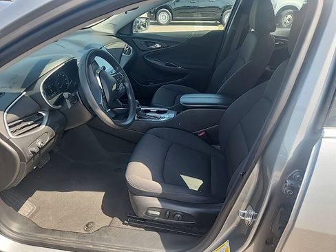 Used 2024 Chevrolet Malibu LT FWD image 17