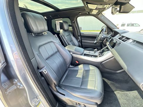 Used 2019 Land Rover Range Rover Sport HSE AWD/4WD image 28