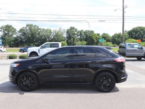 Certified 2023 Ford Edge SE w/ Black Appearance Package AWD/4WD image 5
