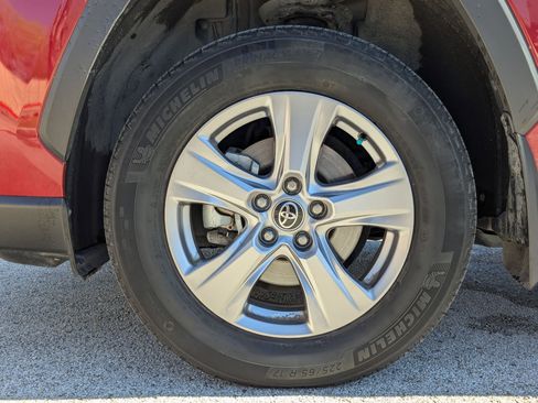 Used 2023 Toyota RAV4 XLE w/ Convenience Package image 31