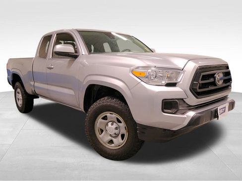 Used 2022 Toyota Tacoma SR w/ SR Convenience Package image 11