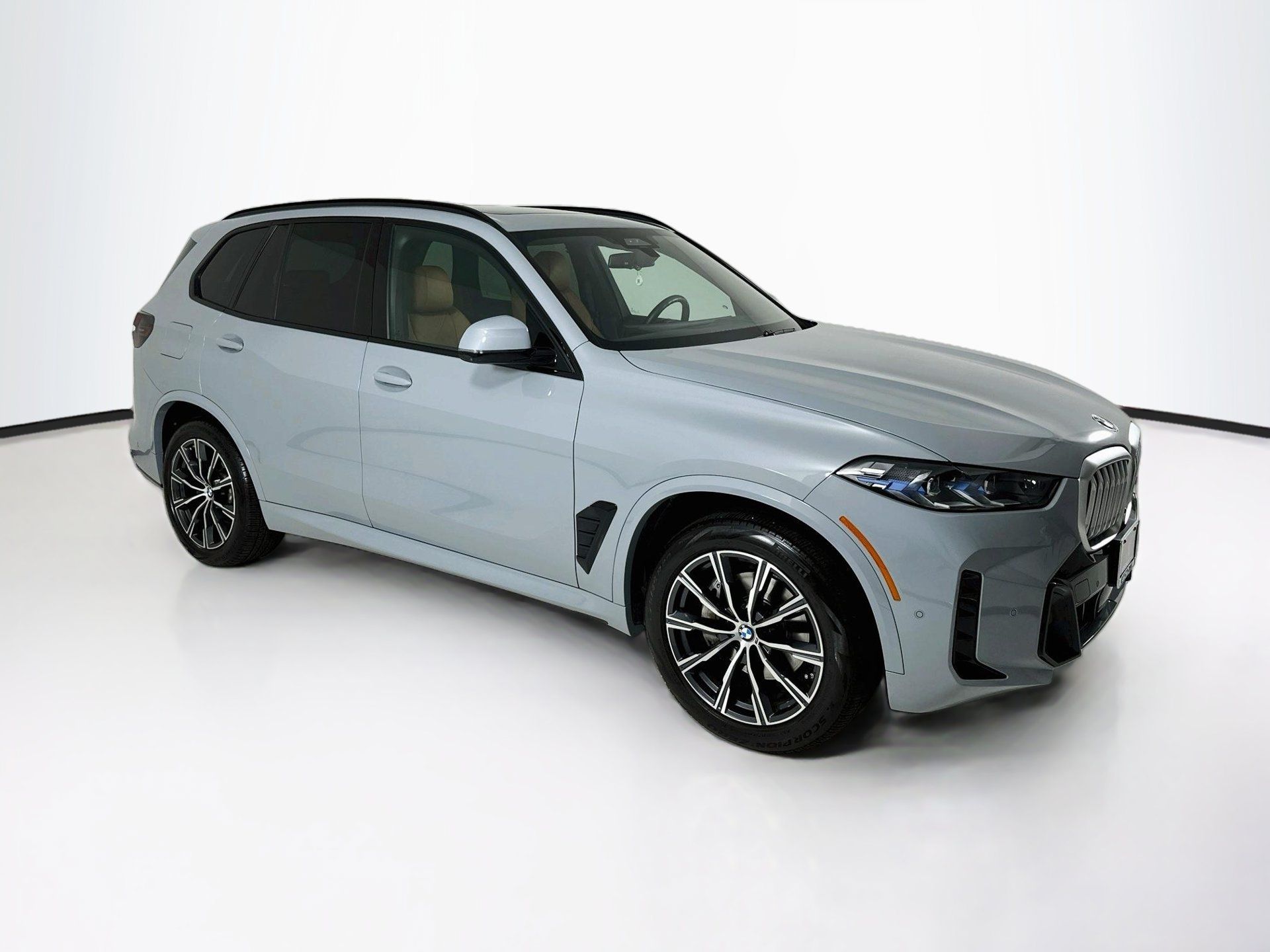 Used 2024 BMW X5 xDrive40i w/ Executive Package AWD/4WD image 1