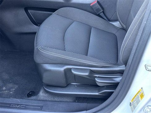 Used 2024 GMC Terrain SLE image 21