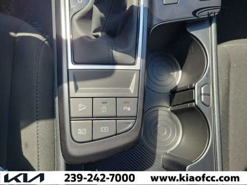 New 2026 Kia Sportage LX FWD image 29
