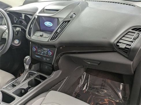Used 2018 Ford Escape SE w/ SE Sport Appearance Package image 31