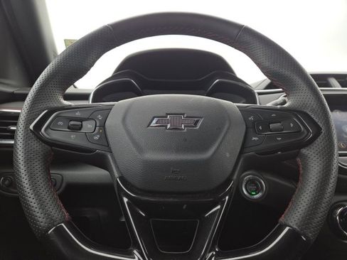 Used 2023 Chevrolet TrailBlazer RS w/ Sun and Liftgate Package AWD/4WD image 16