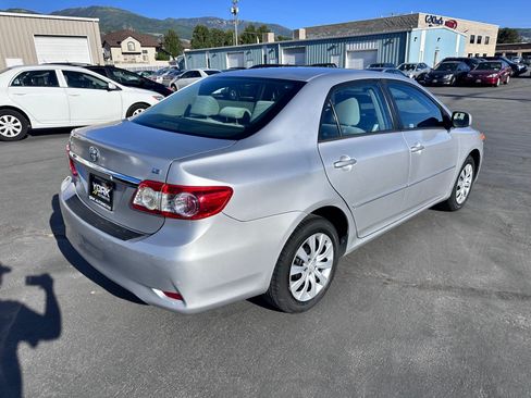 Used 2012 Toyota Corolla LE FWD image 3