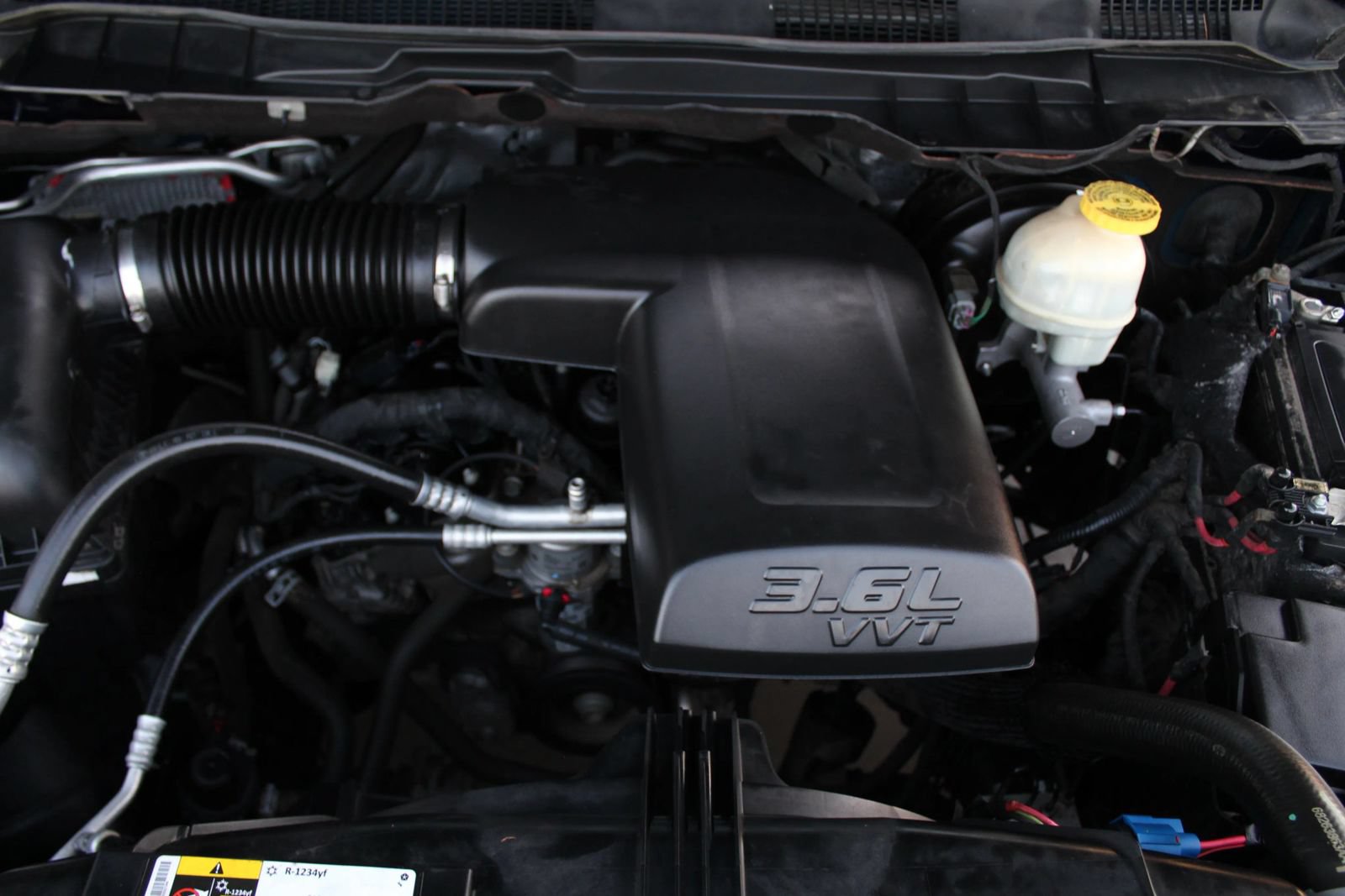Used 2018 RAM 1500 Express RWD image 30